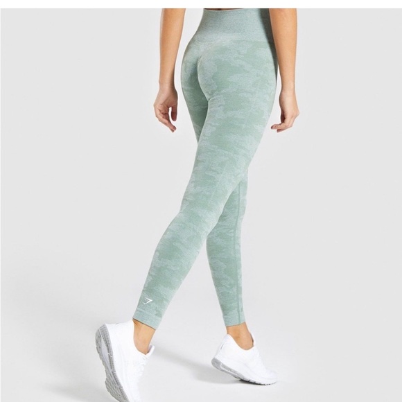 Gymshark Adapt Camo Seamless Leggings - Picture 2 of 3